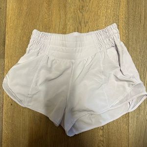 These light blue hottie hot lululemon shorts are a size 2 in the 2.5 inch style